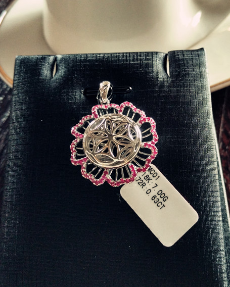 生命种子 白金红宝石吊坠