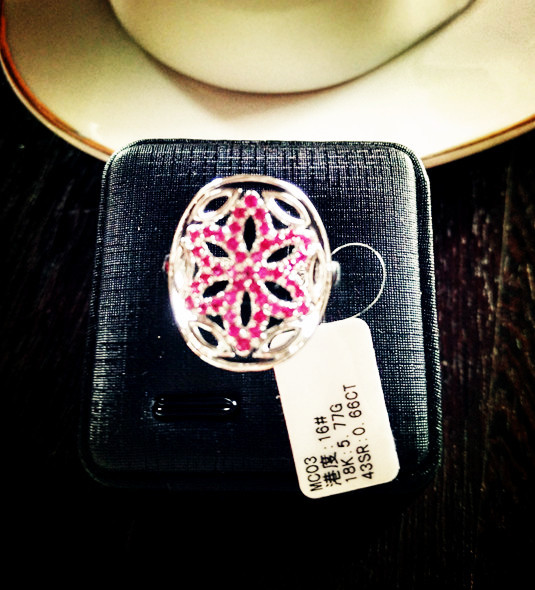 生命之花 白金红宝石戒指